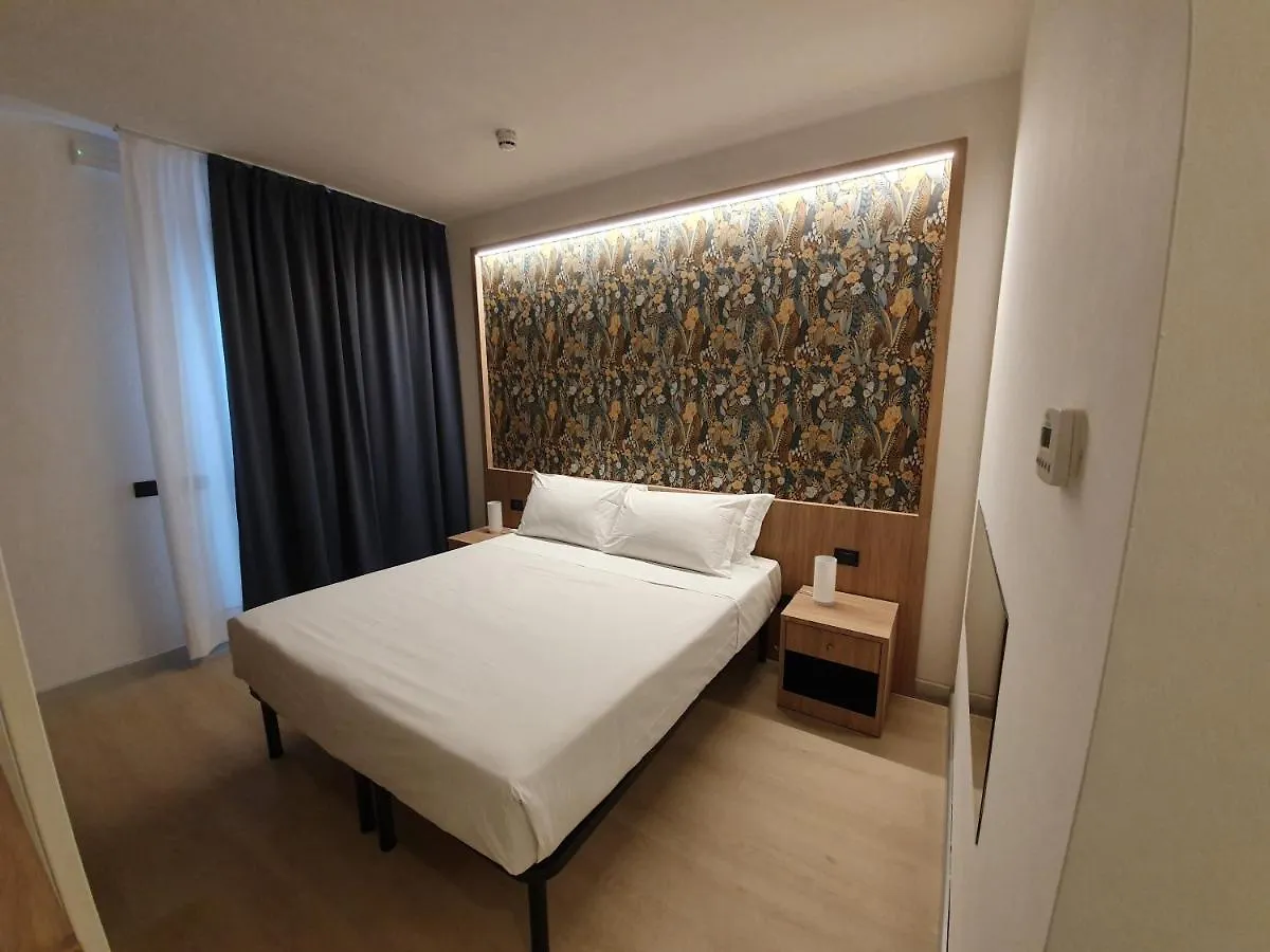 ***  Aquasole Hotel Mercallo Italy